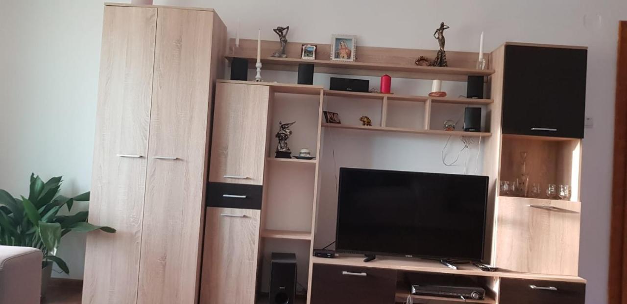 Casa Elena Eselnita Hotel Kültér fotó