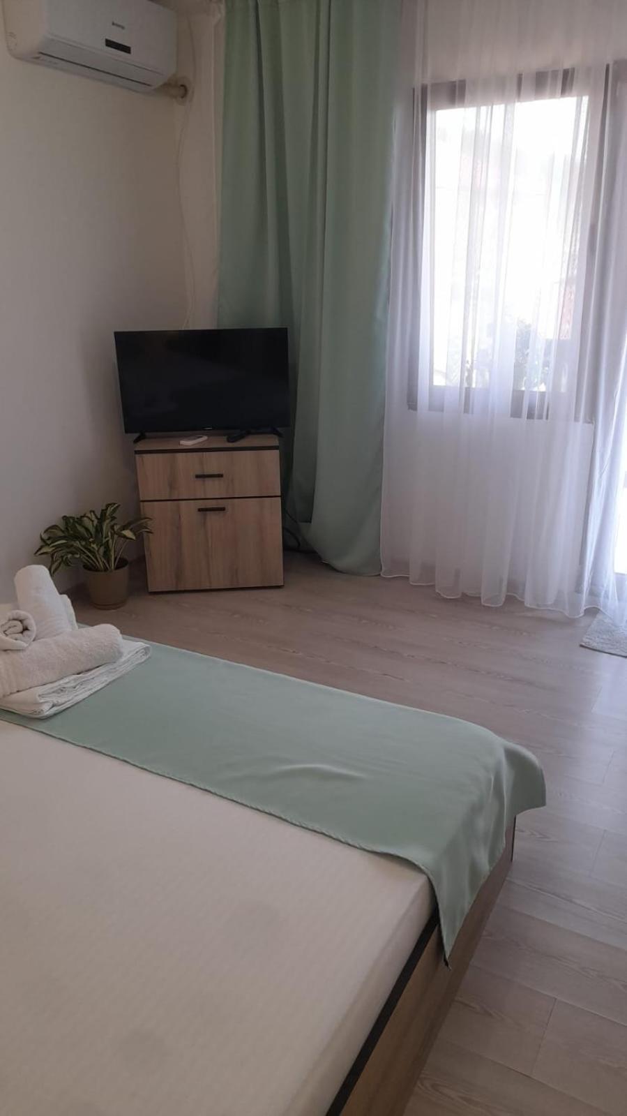 Casa Elena Eselnita Hotel Kültér fotó